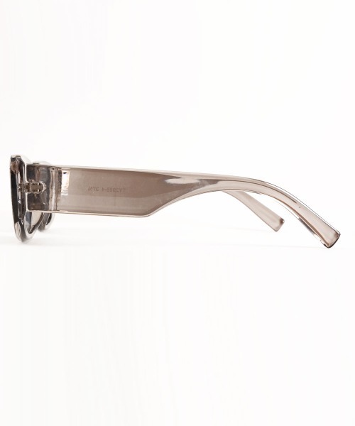 TONE SELECT GOODS(トーンセレクトグッズ)の「【urge select】スクエア スリム サングラス【UVカット】(サングラス・レディース・ブラック/グレー系/ベージュ系/ホワイト・FREE)」の11枚目の写真