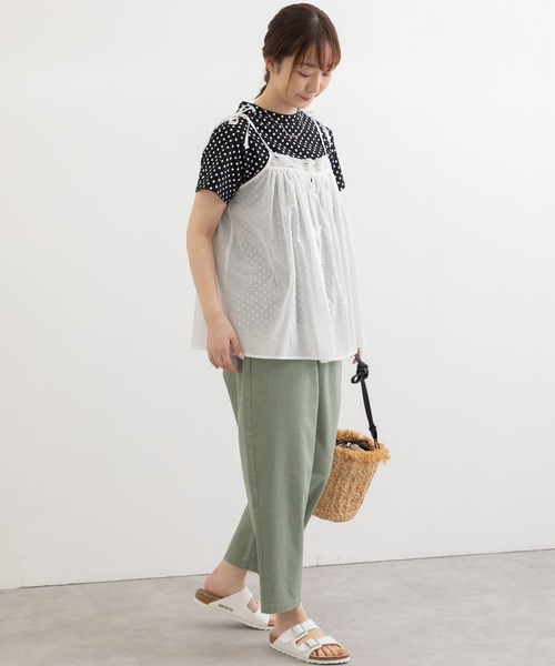 POU DOU DOU（プードゥドゥ）の「キャミソールブラウス（キャミソール・レディース・オフホワイト/グリーン/ダークグレー・3）」の16枚目の写真