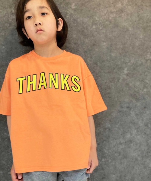 THE CASUAL(カジュアル)の「選べる16カラー BIGシルエット 半袖T(Tシャツ/カットソー・キッズ・オフホワイト/ラベンダー/ホワイト系2/ホワイト系/グレー系/チャコール/ダークグリーン/ブラック/ベージュ/ブラック系2/杢グレー/オレンジ/ブラック系/ホワイト系1/ダークグリーン系/ブラック系1・110cm/150cm/130cm/120cm/140cm/160cm)」の16枚目の写真