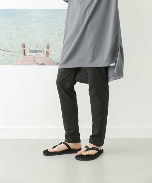 URBAN RESEARCH DOORS(アーバンリサーチドアーズ)の「add fabrics スリムイージーパンツ(その他パンツ・レディース・ベージュ/ブラック・SMALL/MEDIUM)」の16枚目の写真