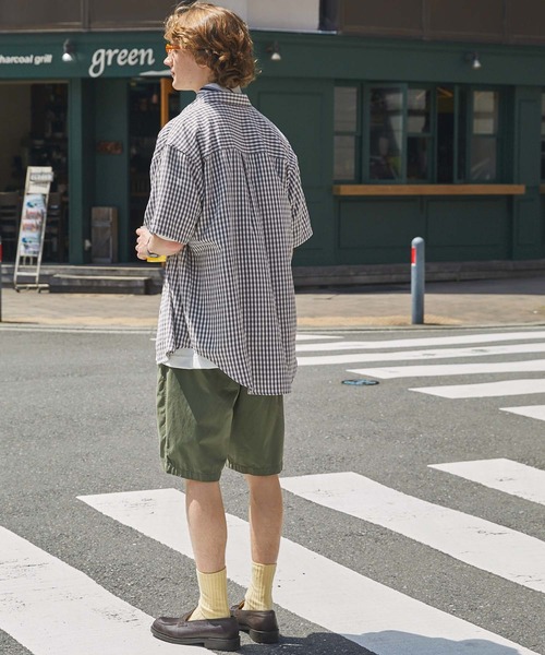 PENNEYS（ぺニーズ）の「PENNEYS/ペニーズ 別注 BE A TIGER ロゴ ワッペン刺繍 オーバーサイズ ブロード レギュラーカラー 半袖シャツ（シャツ/ブラウス・レディース・ブルー/ホワイト/チャコールグレー/ピンク/イエロー・L/M）」の21枚目の写真