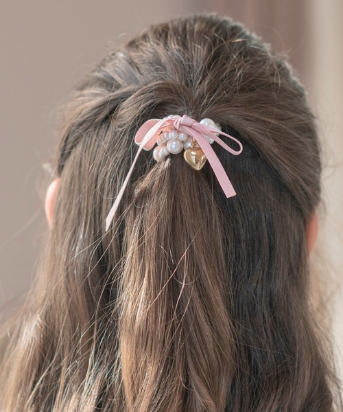 Catherine Cottage（キャサリンコテージ）の「パールリボンヘアゴム（ヘアゴム・キッズ・ピンク/ブラック/ブラウン・FREE）」の3枚目の写真