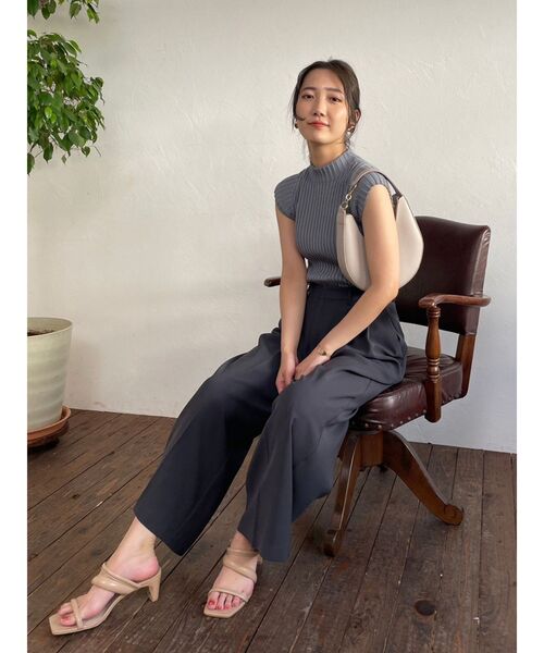 LAGUNAMOON（ラグナムーン）の「ラグランパターンニットプルオーバー（ニット/セーター・レディース・ブラック/ブルー/ベージュ・FREE）」の11枚目の写真