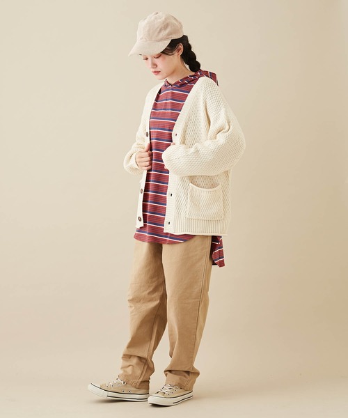 CUBE SUGAR（キューブシュガー）の「バルキーニットVネックカーディガン（カーディガン/ボレロ・レディース・ブラック/ブラック系その他/ナチュラル/パープル/マスタード・M）」の7枚目の写真