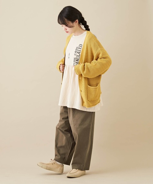 CUBE SUGAR（キューブシュガー）の「バルキーニットVネックカーディガン（カーディガン/ボレロ・レディース・ブラック/ブラック系その他/ナチュラル/パープル/マスタード・M）」の16枚目の写真