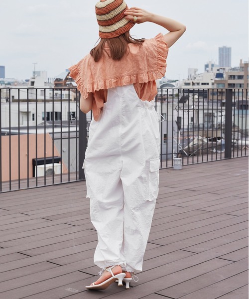 w closet（ダブルクローゼット）の「ナイロンサロペットパンツ