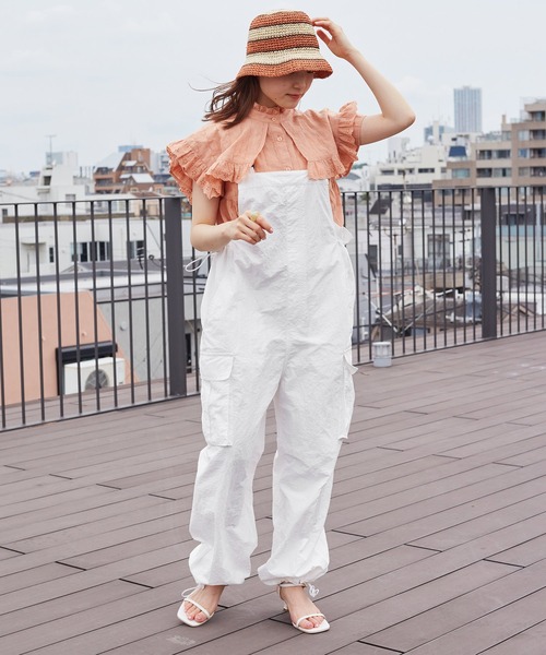 w closet（ダブルクローゼット）の「ナイロンサロペットパンツ