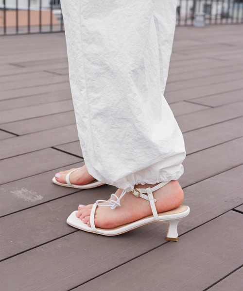 w closet（ダブルクローゼット）の「ナイロンサロペットパンツ（サロペット/オーバーオール・レディース・ホワイト/スミクロ・FREE）」の9枚目の写真