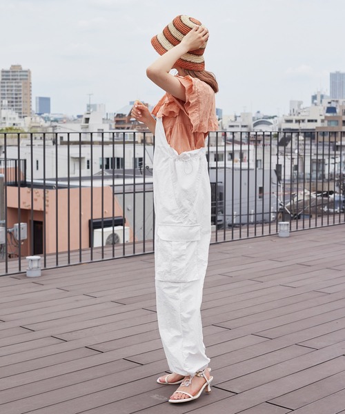 w closet（ダブルクローゼット）の「ナイロンサロペットパンツ