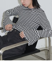袖フリルロングスリーブTシャツ
