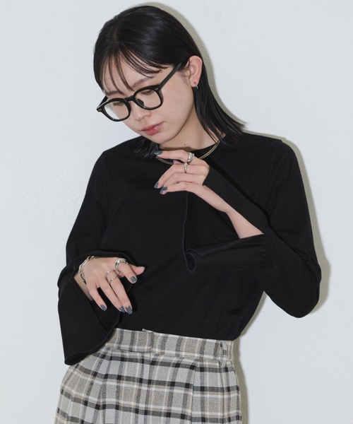 Aunt Marie's(アントマリーズ)の「袖フリルロングスリーブTシャツ(Tシャツ/カットソー・レディース・ブラック/ホワイト/その他・FREE)」の13枚目の写真