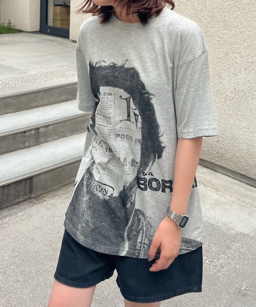 shesame(シーセム)の「ビッグプリントピグメント加工Tシャツ(Tシャツ/カットソー・レディース・ベージュ/グレー・MEDIUM/LARGE)」の5枚目の写真