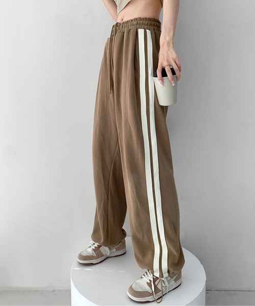 Chick（チック）の「サイドラインスウェットパンツ（その他パンツ・レディース・チャコールグレー/ブラック/ベージュ/ブルー・M/L/S）」の6枚目の写真