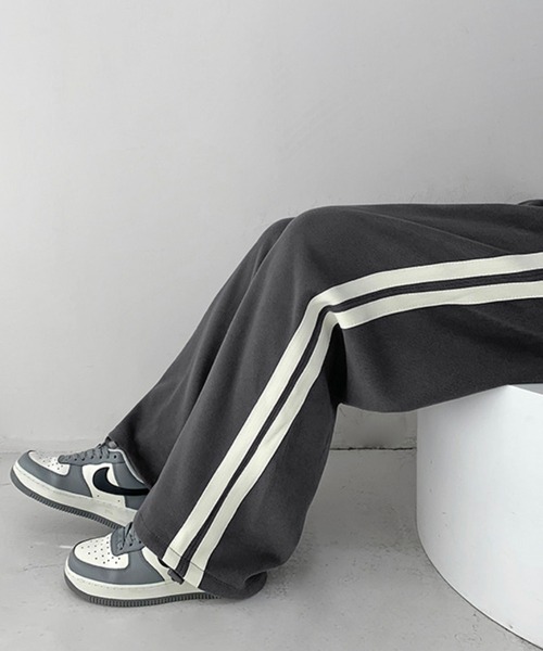 Chick（チック）の「サイドラインスウェットパンツ（その他パンツ・レディース・チャコールグレー/ブラック/ベージュ/ブルー・M/L/S）」の7枚目の写真