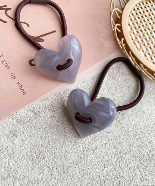 TONE SELECT GOODS(トーンセレクトグッズ)の「pur chouchou/フラワー ハート ヘアゴム P4073(ヘアゴム・レディース・アイボリー/グリーン/グレー/ブラウン/ネイビー/ピンク/ホワイト系その他/ブラウン系その他/ピンク系その他/グリーン系その他/ブルー系その他・FREE)」の9枚目の写真