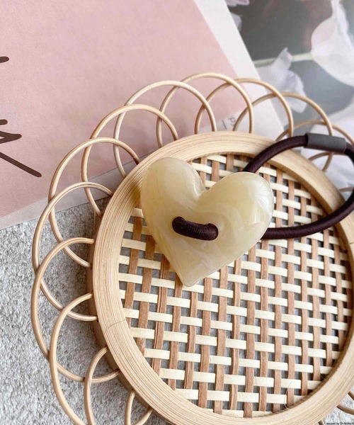 TONE SELECT GOODS(トーンセレクトグッズ)の「pur chouchou/フラワー ハート ヘアゴム P4073(ヘアゴム・レディース・アイボリー/グリーン/グレー/ブラウン/ネイビー/ピンク/ホワイト系その他/ブラウン系その他/ピンク系その他/グリーン系その他/ブルー系その他・FREE)」の21枚目の写真