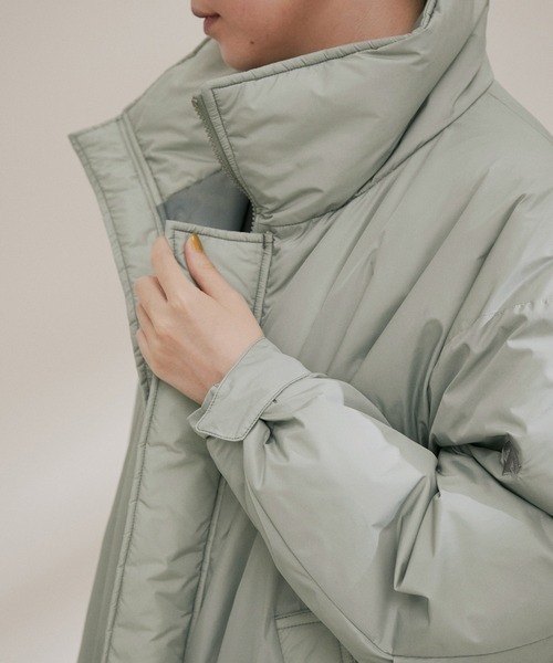 DESCENTE ALLTERRAIN（デサント　オルテライン）の「【DESCENTE ALLTERRAIN 81（デサントオルテライン）】別注撥水モンスターパーカー（その他アウター・レディース・シルバー/ブラック・FREE）」の10枚目の写真