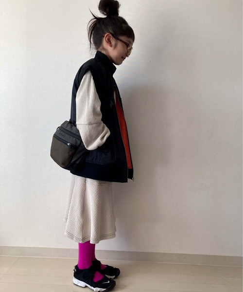 CIAOPANIC TYPY（チャオパニックティピー）の「【KIDS】MA-1ベスト（MA-1・キッズ・カーキ/ブラック/アイボリー・M/XL/XXL）」の12枚目の写真