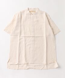 square-cut shirt