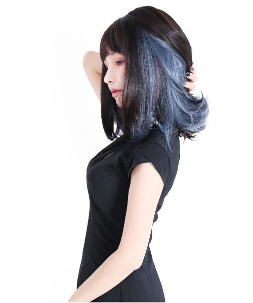 Port(ポート)の「【 フルウィッグ 】 インナーカラー ミージョ / ミディアムストレート / シースルーバング(ウィッグ・レディース・ブラック×ピンク/ブラック×ブルー/グレー×ピンク/ブラック×ゴールド/ブラック×グレー・FREE)」の6枚目の写真