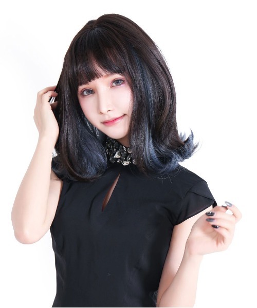 Port(ポート)の「【 フルウィッグ 】 インナーカラー ミージョ / ミディアムストレート / シースルーバング(ウィッグ・レディース・ブラック×ピンク/ブラック×ブルー/グレー×ピンク/ブラック×ゴールド/ブラック×グレー・FREE)」の7枚目の写真