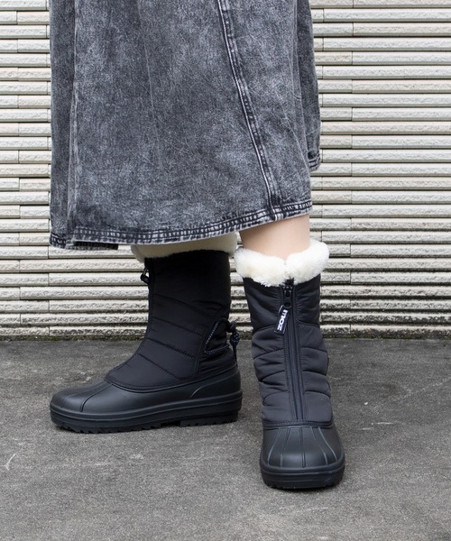 moz（モズ）の「moz(モズ) 裏ボア防水・防滑(スパイク付き)センタージップブーツ（ブーツ・レディース・グレイッシュベージュ/ブラック/ベージュ・26.0cm/24.0cm/25.0cm/23.0cm）」の13枚目の写真