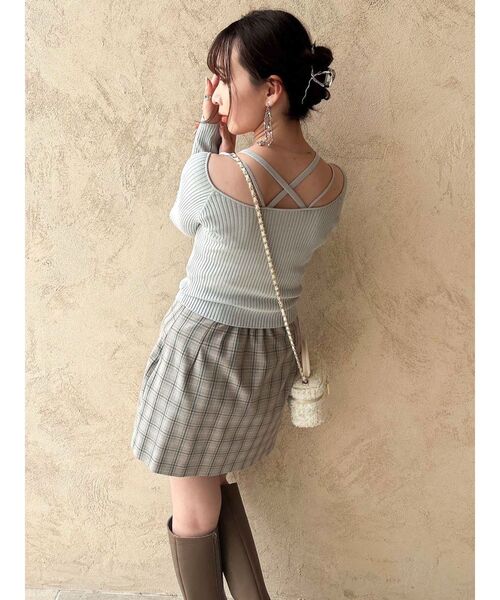 dazzlin（ダズリン）の「バッククロスカーデタイトトップス（ニット