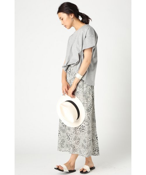 JOURNAL STANDARD（ジャーナルスタンダード）の「コットンスムース ワイドTシャツ#（Tシャツ/カットソー・レディース・ホワイト/ブラック/グレー・FREE）」の9枚目の写真