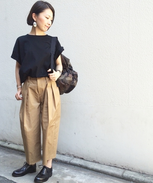 JOURNAL STANDARD（ジャーナルスタンダード）の「コットンスムース ワイドTシャツ#（Tシャツ/カットソー・レディース・ホワイト/ブラック/グレー・FREE）」の18枚目の写真