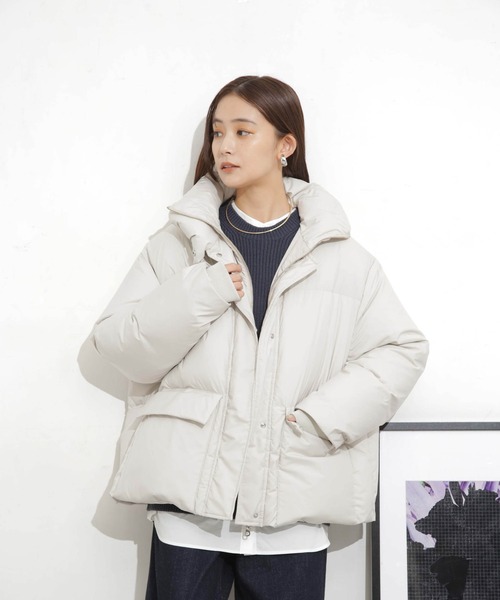 NANO universe（ナノユニバース）の「「河田フェザー」ショートダウンジャケット（ダウンジャケット/コート・レディース・ライトベージュ/モカ/ブラック・FREE）」の4枚目の写真