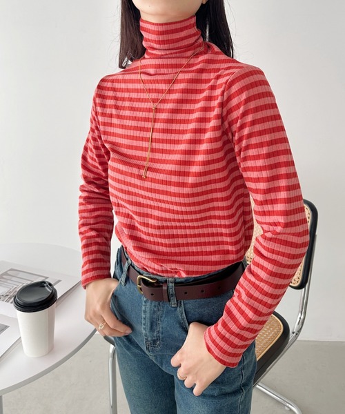CLEA(クレア)の「カラーボーダーハイネックトップス(Tシャツ/カットソー・レディース・グリーン/ブラック/レッド/ブラウン/オレンジ・FREE)」の13枚目の写真