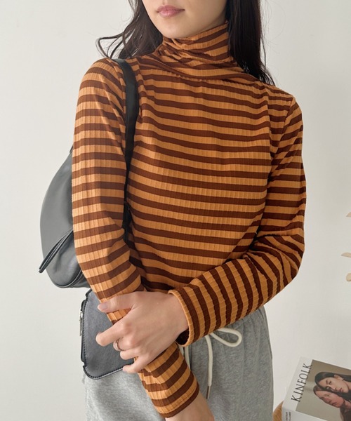 CLEA(クレア)の「カラーボーダーハイネックトップス(Tシャツ/カットソー・レディース・グリーン/ブラック/レッド/ブラウン/オレンジ・FREE)」の18枚目の写真