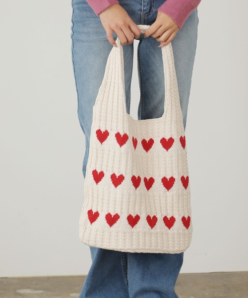ROOPTOKYO（ループトウキョウ）の「ハート柄ニットバッグ（ショルダーバッグ・レディース・ベージュ/オフホワイト/ブルー・FREE）」の4枚目の写真