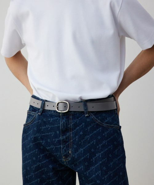 AZUL by moussy（アズールバイマウジー）の「ロングレザーナローベルト（ベルト・メンズ・ブラック/グレー・FREE）」の4枚目の写真