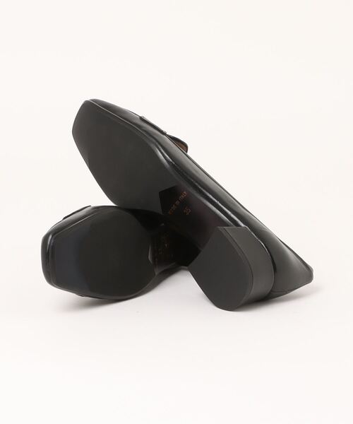 inter-chaussures(インターショシュール)の「【INTER-CHAUSSURES】スクエアトウヒールアップローファー(I41627)(ローファー・レディース・ブラック/ライトベージュ・37/36/35/38/39)」の4枚目の写真