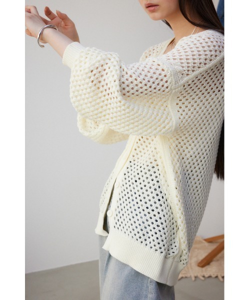 AZUL by moussy（アズールバイマウジー）の「メッシュカーデ（カーディガン/ボレロ・レディース・アイボリー/ブラック/ライトブルー/グレー・FREE）」の6枚目の写真