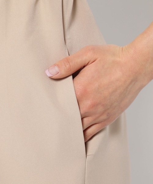 mysty woman（ミスティウーマン）の「シアーショルダーサロペ　120668（つなぎ/オールインワン・レディース・ブラック/ライトベージュ・FREE）」の3枚目の写真