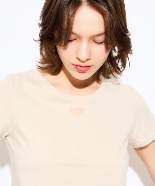 DEICY(デイシー)の「ハートカットアウトTシャツ(Tシャツ/カットソー・レディース・ピンク/ベージュ/オフホワイト・FREE)」の14枚目の写真