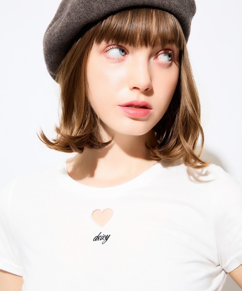 DEICY(デイシー)の「ハートカットアウトTシャツ(Tシャツ/カットソー・レディース・ピンク/ベージュ/オフホワイト・FREE)」の19枚目の写真