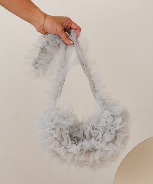 Bab（バブ）の「オーガンジーチュールフリルボディーバッグ（ボディバッグ/ウエストポーチ・レディース・ライトグレー/アイボリー/ブラック・FREE）」の3枚目の写真