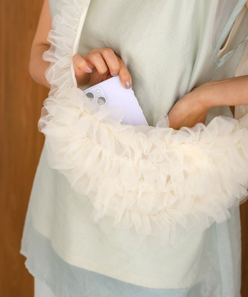 Bab（バブ）の「オーガンジーチュールフリルボディーバッグ（ボディバッグ/ウエストポーチ・レディース・ライトグレー/アイボリー/ブラック・FREE）」の14枚目の写真