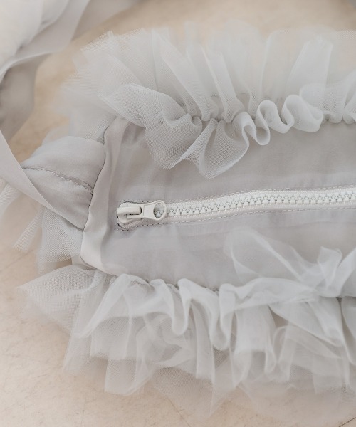 Bab（バブ）の「オーガンジーチュールフリルボディーバッグ（ボディバッグ/ウエストポーチ・レディース・ライトグレー/アイボリー/ブラック・FREE）」の9枚目の写真