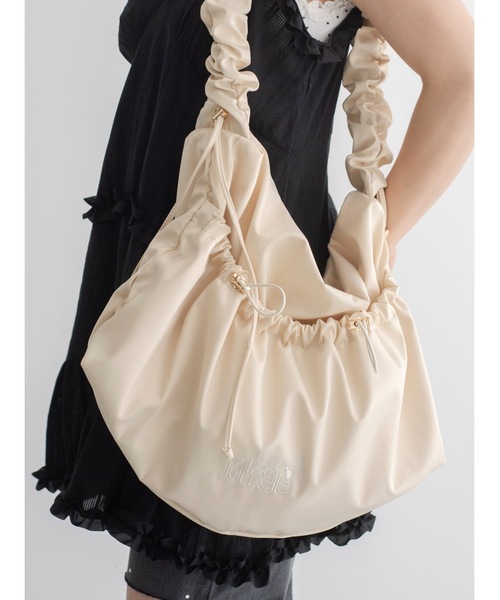 jumelle（ジュメロ）の「moon gather bodybag（ショルダーバッグ・レディース・ベージュ・FREE）」の4枚目の写真