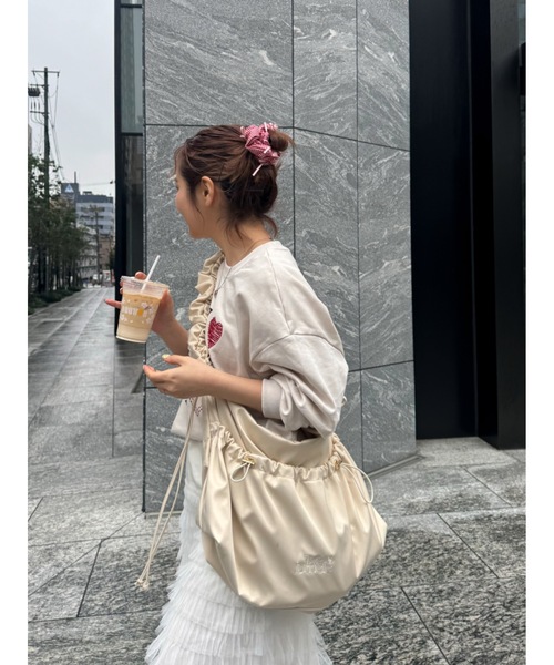 jumelle（ジュメロ）の「moon gather bodybag（ショルダーバッグ・レディース・ベージュ・FREE）」の17枚目の写真