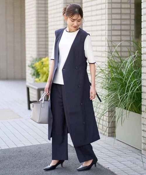 a.v.v(アーヴェヴェ)の「【洗える/UVカット/接触冷感】オックスストレッチワイドパンツ【Reflax】(その他パンツ・レディース・ライトグレー/ネイビー/モカ・34/36/38/40/42)」の10枚目の写真