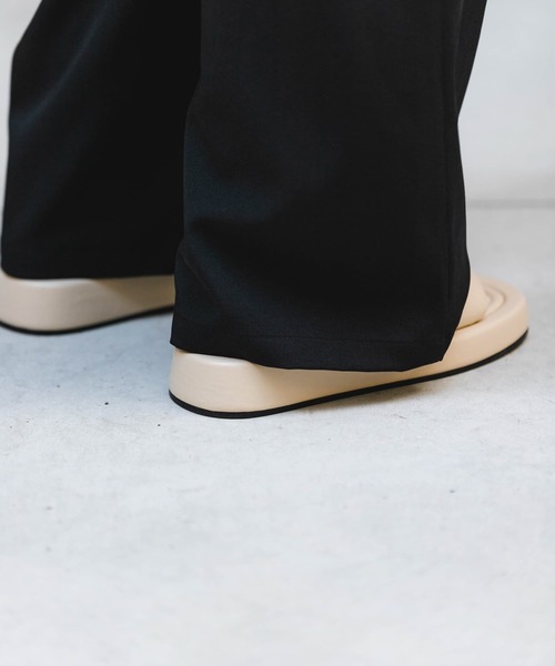 RODE SKO（ロデスコ）の「プラットフォームパフサンダル（サンダル・レディース・アイボリー/ブラック・38/37）」の8枚目の写真