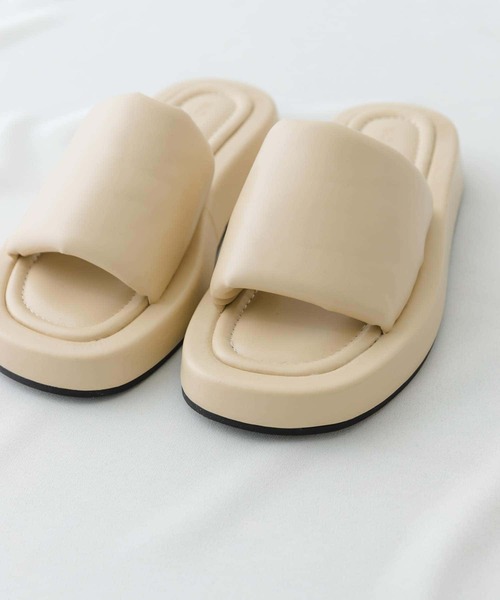 RODE SKO（ロデスコ）の「プラットフォームパフサンダル（サンダル・レディース・アイボリー/ブラック・38/37）」の10枚目の写真