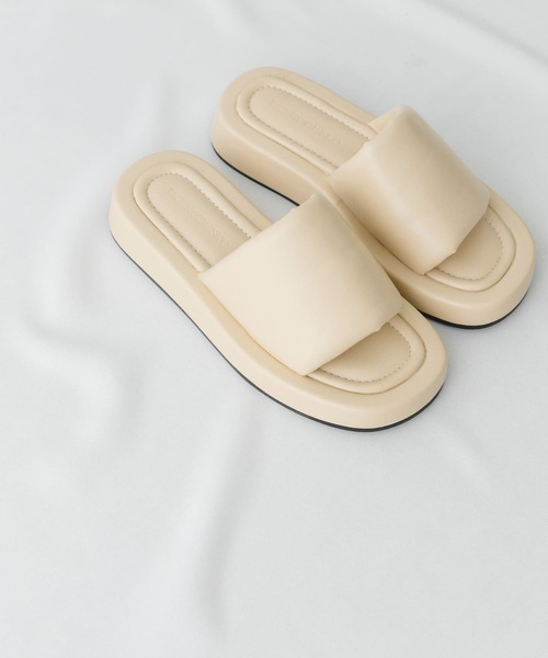 RODE SKO（ロデスコ）の「プラットフォームパフサンダル（サンダル・レディース・アイボリー/ブラック・38/37）」の12枚目の写真