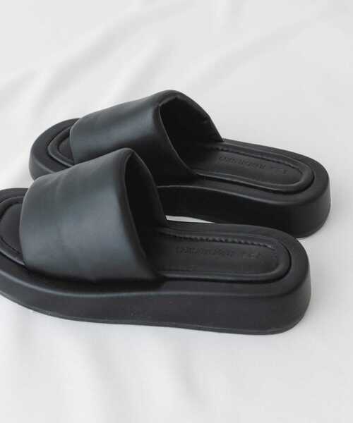 RODE SKO（ロデスコ）の「プラットフォームパフサンダル（サンダル・レディース・アイボリー/ブラック・38/37）」の17枚目の写真