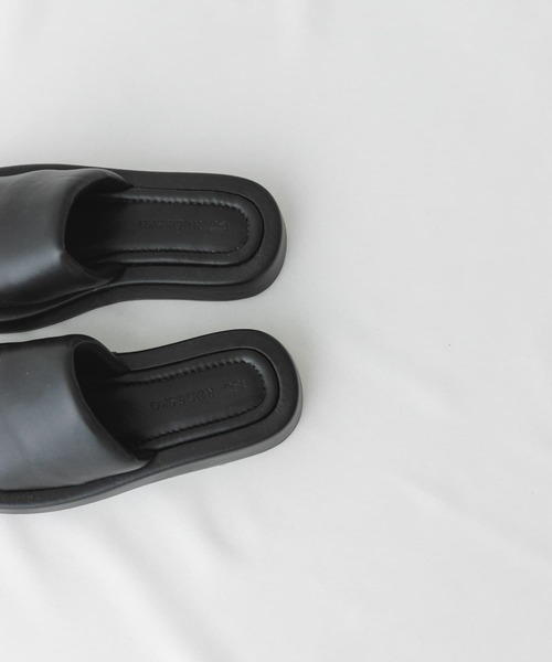 RODE SKO（ロデスコ）の「プラットフォームパフサンダル（サンダル・レディース・アイボリー/ブラック・38/37）」の18枚目の写真